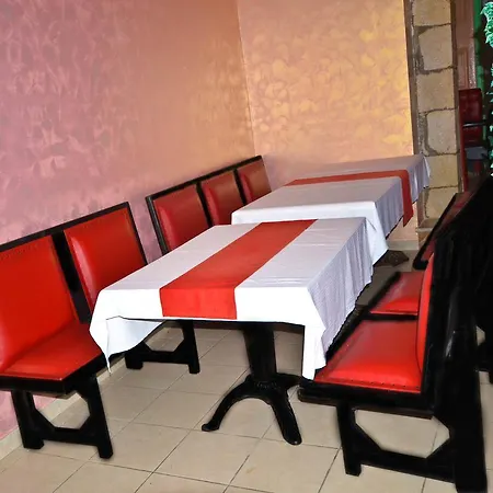 فندق Sidro 3*
