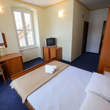 Sidro 3* Milna (Brac)