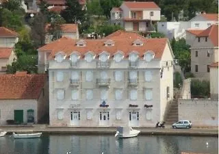 Sidro 3* Milna (Brac)
