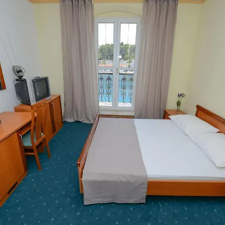 Sidro 3* Milna (Brac)